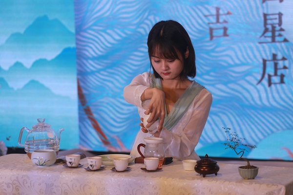 1563786607385137.jpg 2.jpg